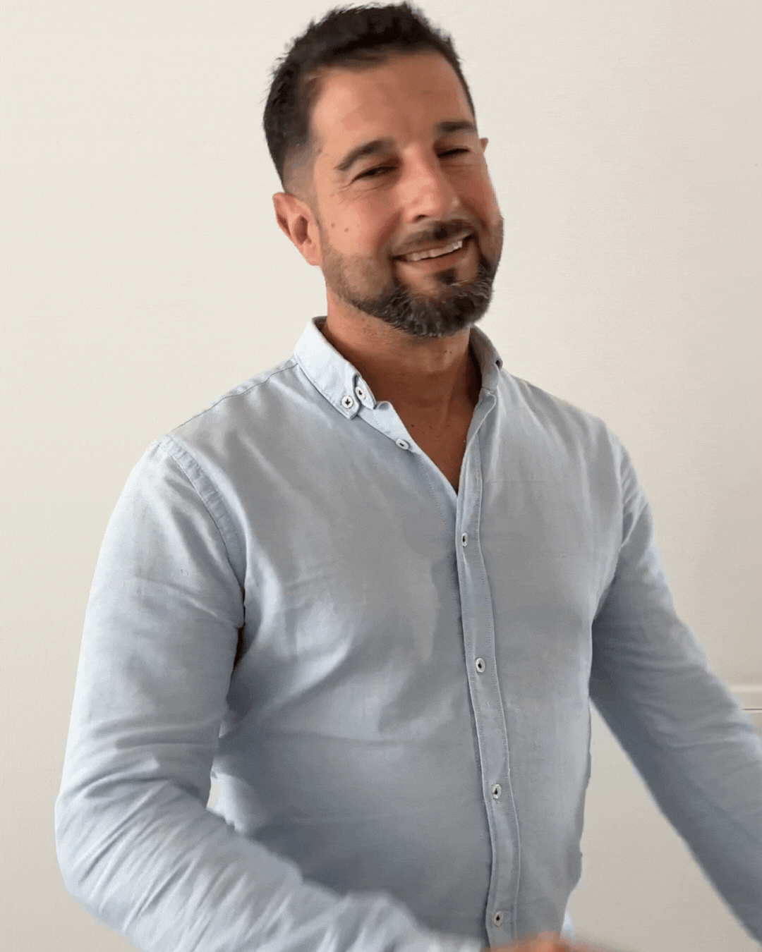 Carlos agente inmobiliario Costaluz